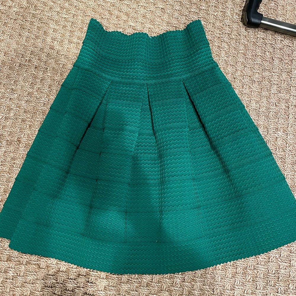 Really beautiful skirt bought in NYC. Worn twice
